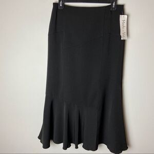 NWT black long fitted skirt mermaid flare. Business professional office. Size 8